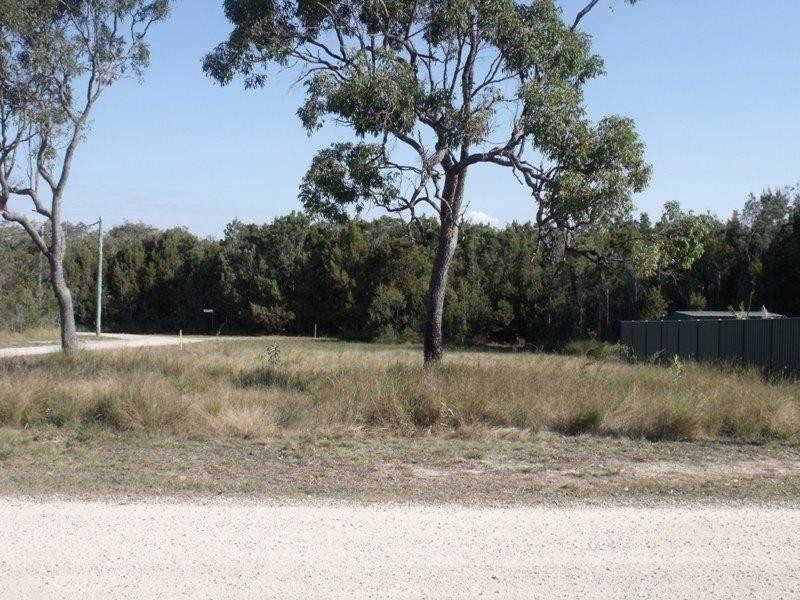 24 Tenanne Street, Russell Island QLD 4184