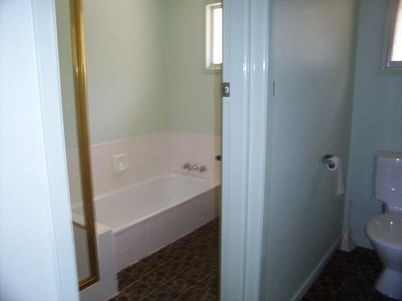 62 Jackson Road, Russell Island QLD 4184