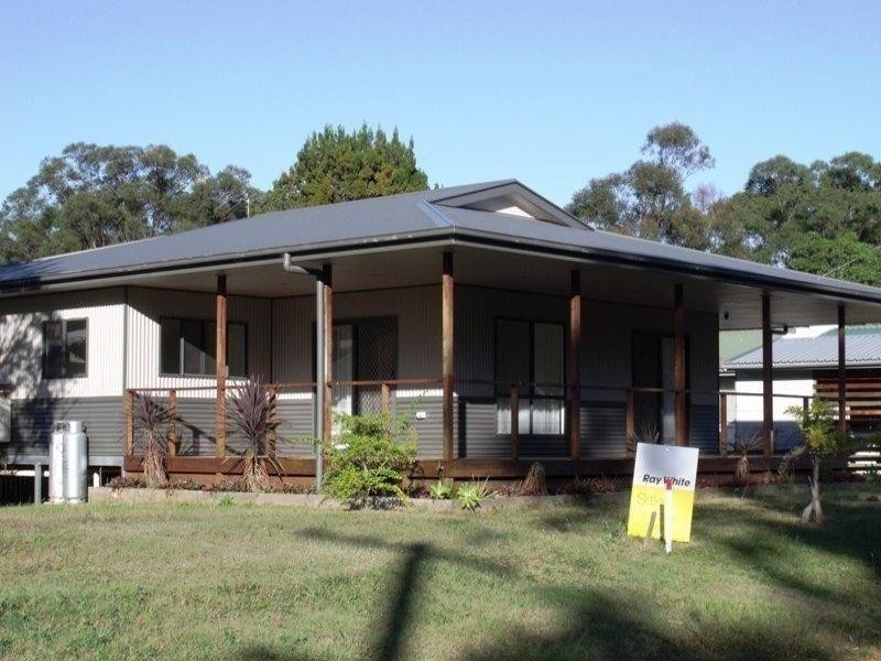 52 Barcelona, Russell Island QLD 4184