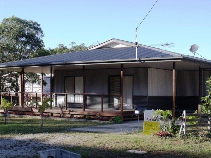 52 Barcelona, Russell Island QLD 4184