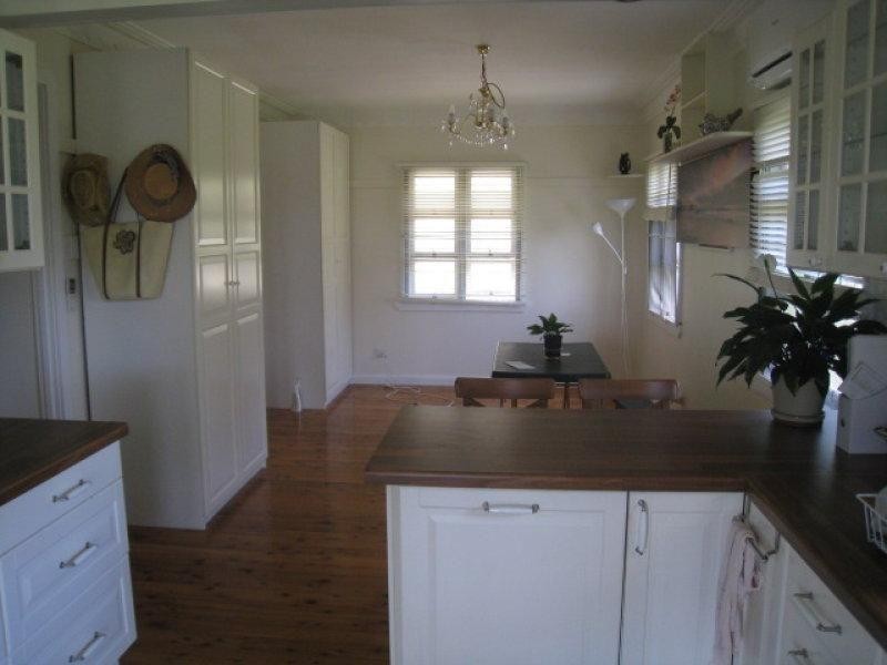 9 Hawthornden Dve, Russell Island QLD 4184