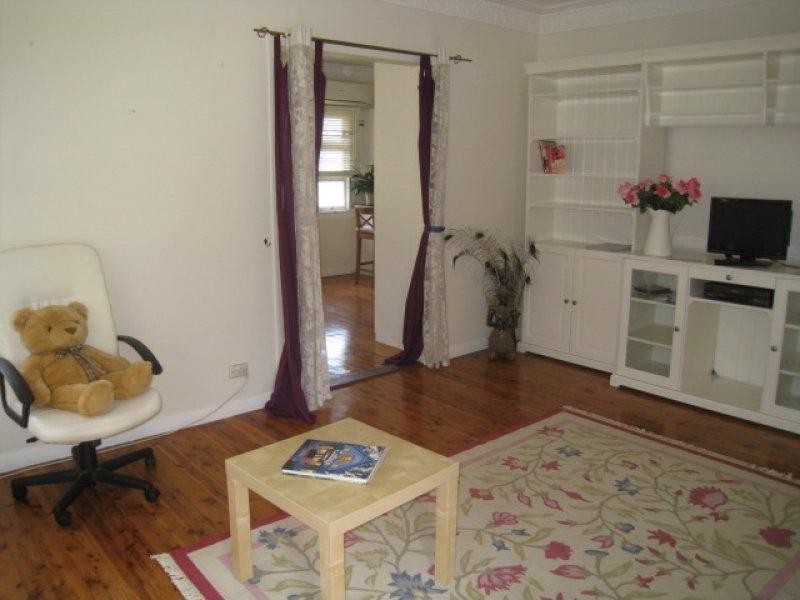 9 Hawthornden Dve, Russell Island QLD 4184