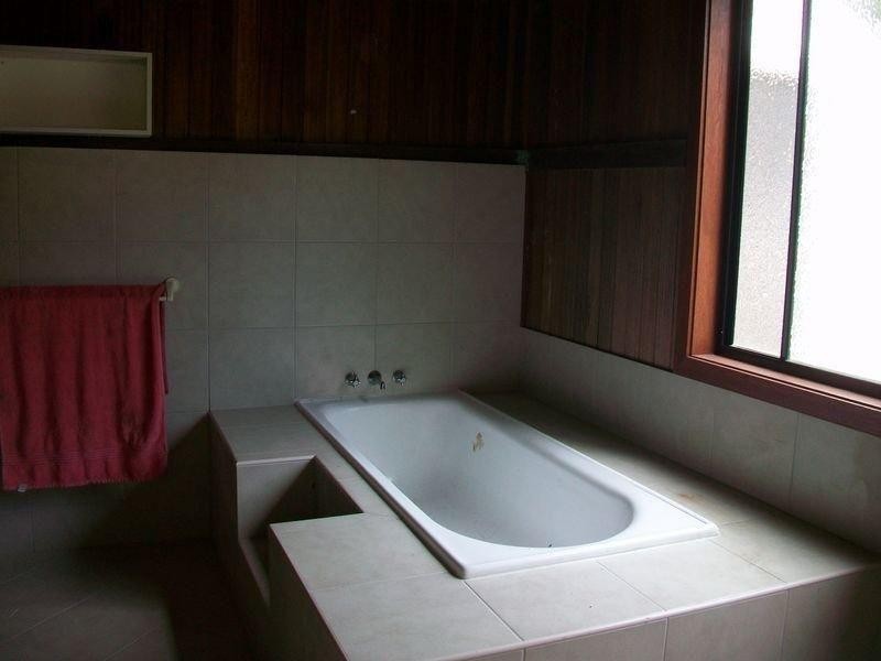 34 Little Cove Road, Russell Island QLD 4184