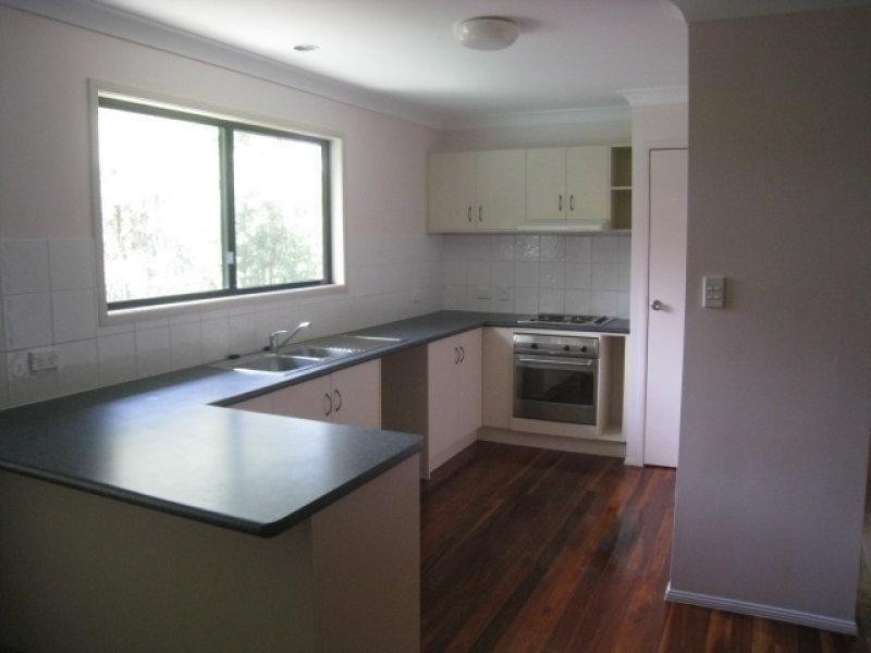 19 Sarmar St., Russell Island QLD 4184