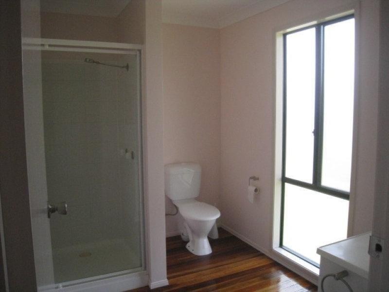 19 Sarmar St., Russell Island QLD 4184