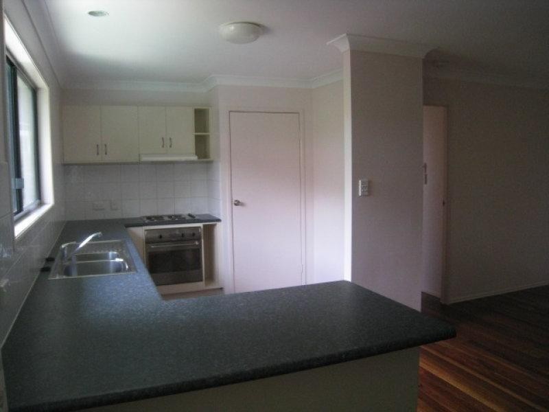 19 Sarmar St., Russell Island QLD 4184