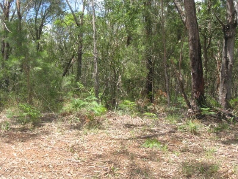 18 Little Cove Road, Russell Island QLD 4184