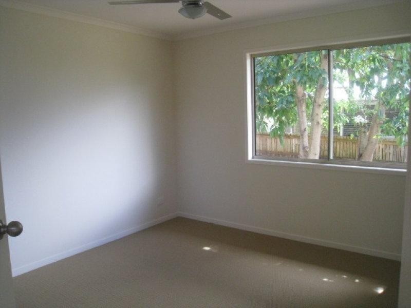 4 Panorama Avenue, Russell Island QLD 4184