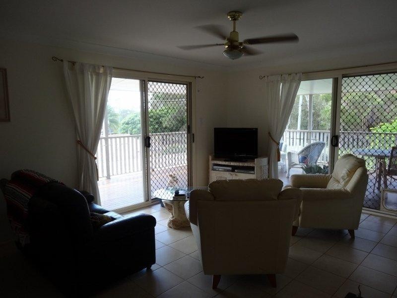 15 Douglas Street, Russell Island QLD 4184