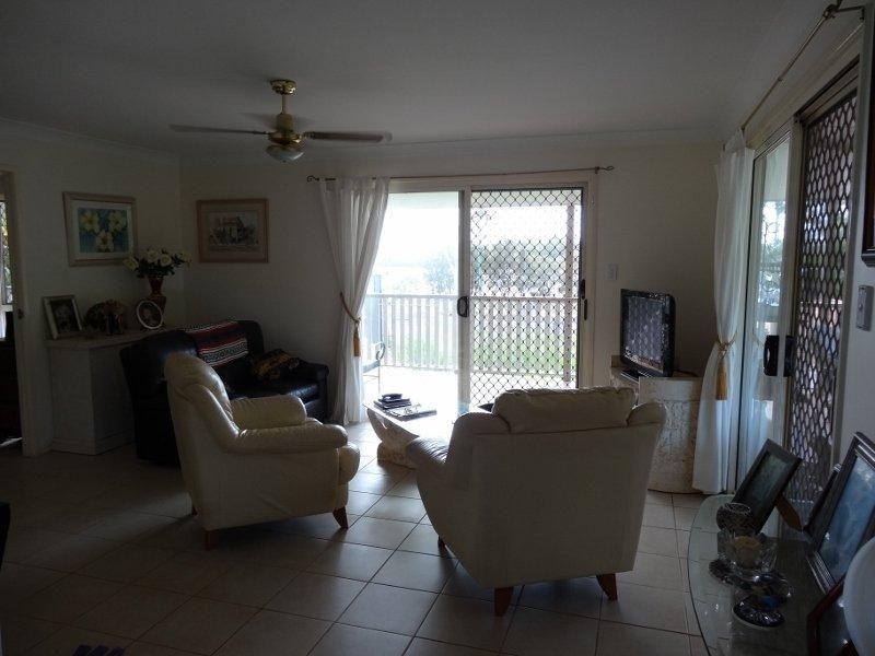 15 Douglas Street, Russell Island QLD 4184