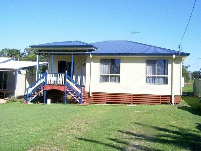 64 Kings Road, Russell Island QLD 4184