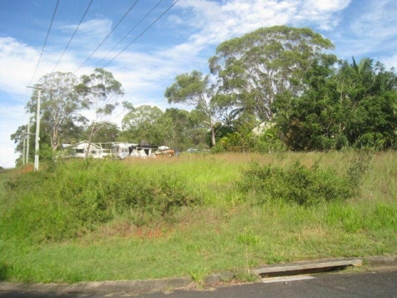 111 Palm Beach Road, Russell Island QLD 4184