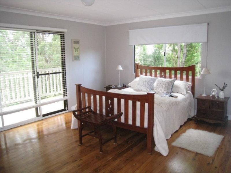 147 Canaipa Point Dve, Russell Island QLD 4184