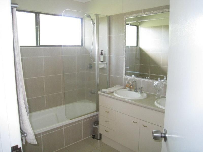 147 Canaipa Point Dve, Russell Island QLD 4184