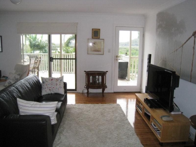 147 Canaipa Point Dve, Russell Island QLD 4184