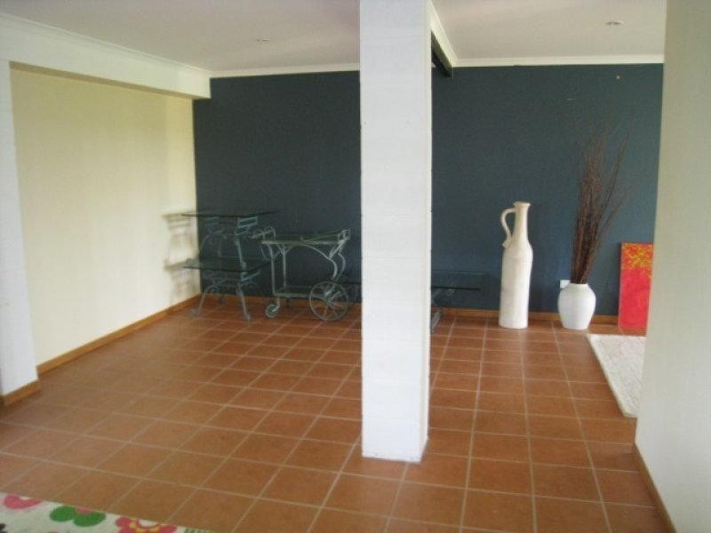 147 Canaipa Point Dve, Russell Island QLD 4184