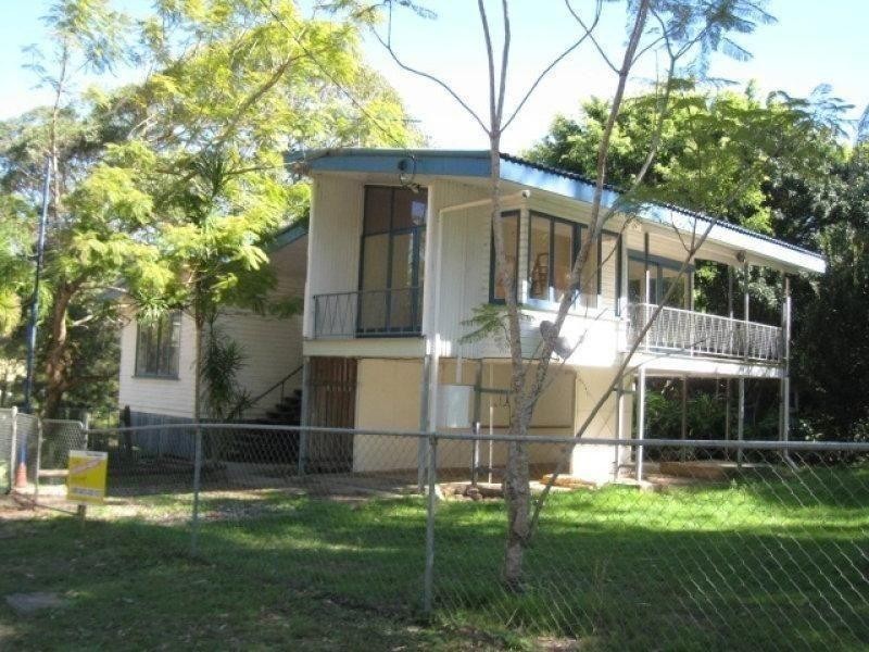 4 Pearl Street, Russell Island QLD 4184