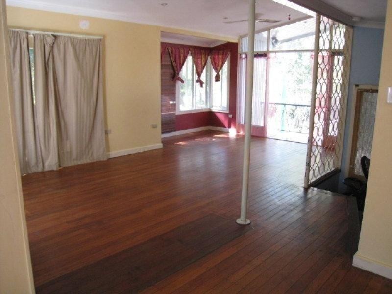 4 Pearl Street, Russell Island QLD 4184