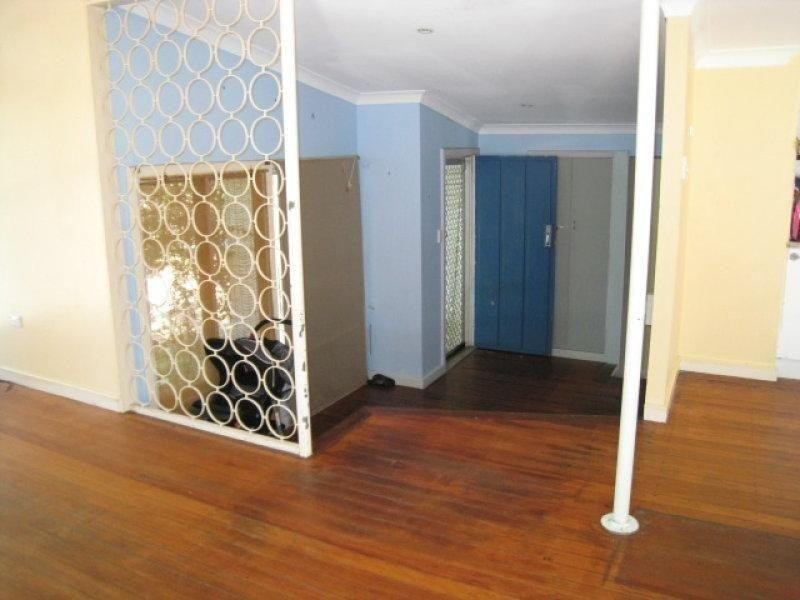 4 Pearl Street, Russell Island QLD 4184