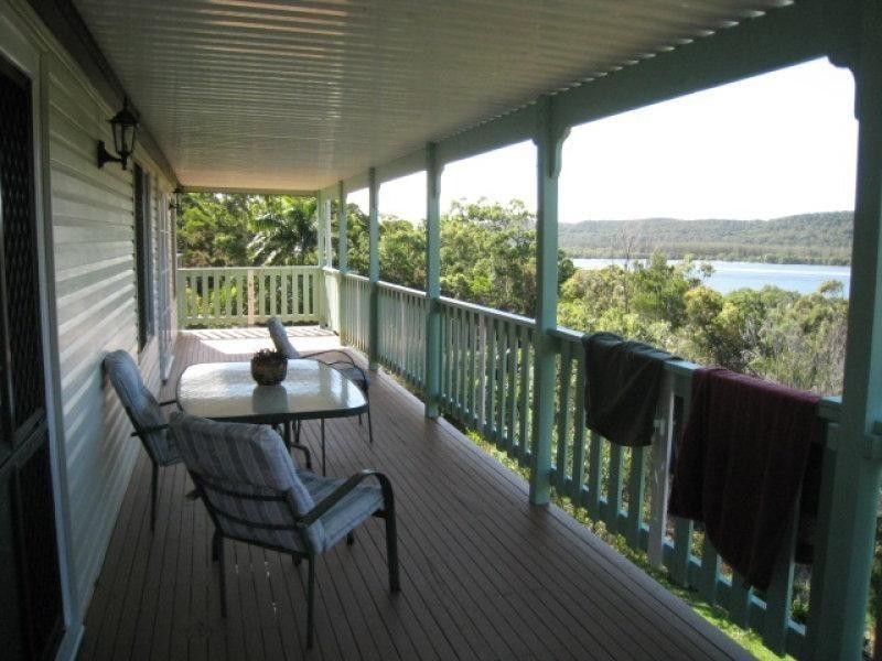 14 Leichhardt Tce, Russell Island QLD 4184