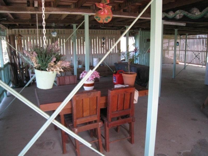 14 Leichhardt Tce, Russell Island QLD 4184