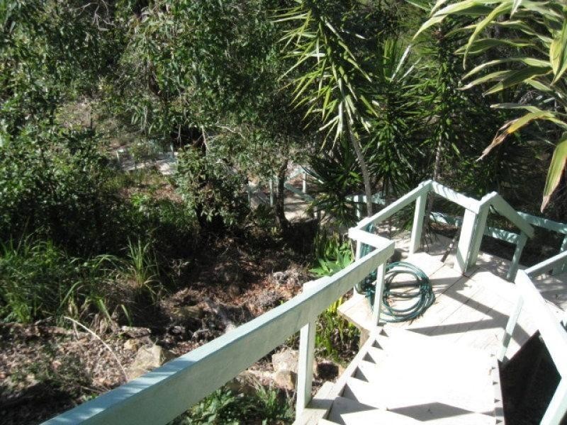 14 Leichhardt Tce, Russell Island QLD 4184