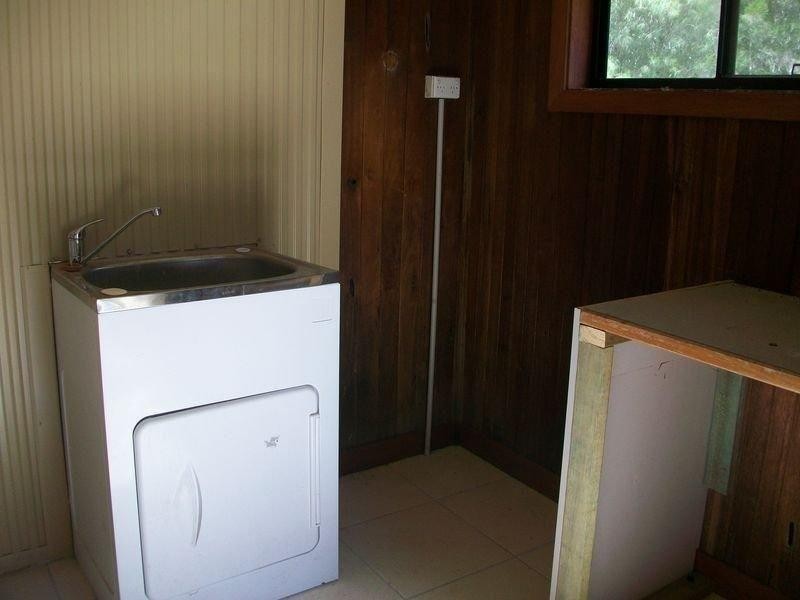 34 Little Cove Rd, Russell Island QLD 4184