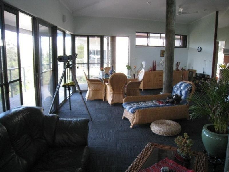 27 Aquamarine Ave, Russell Island QLD 4184