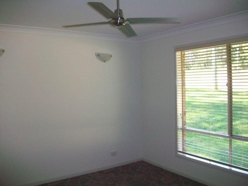 1 Clivia Street, Russell Island QLD 4184