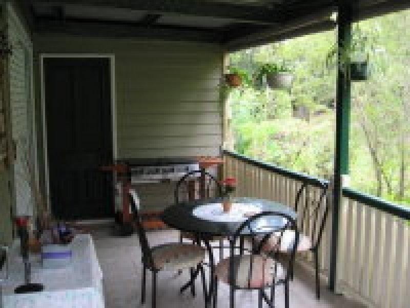10 Sabot St, Russell Island QLD 4184