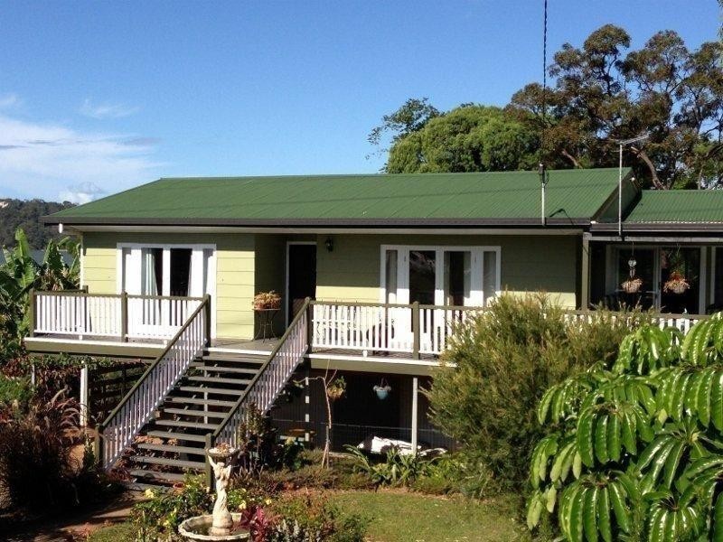 32 Canaipa Point Drive, Russell Island QLD 4184