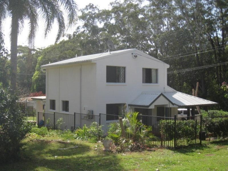 34 Kings Rd, Russell Island QLD 4184