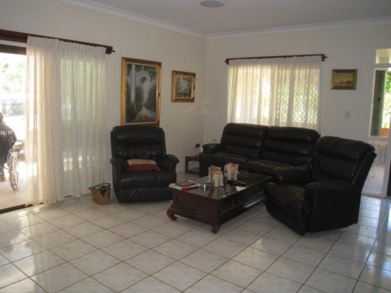 34 Kings Rd, Russell Island QLD 4184