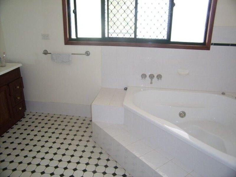 9 Sundown Street, Russell Island QLD 4184