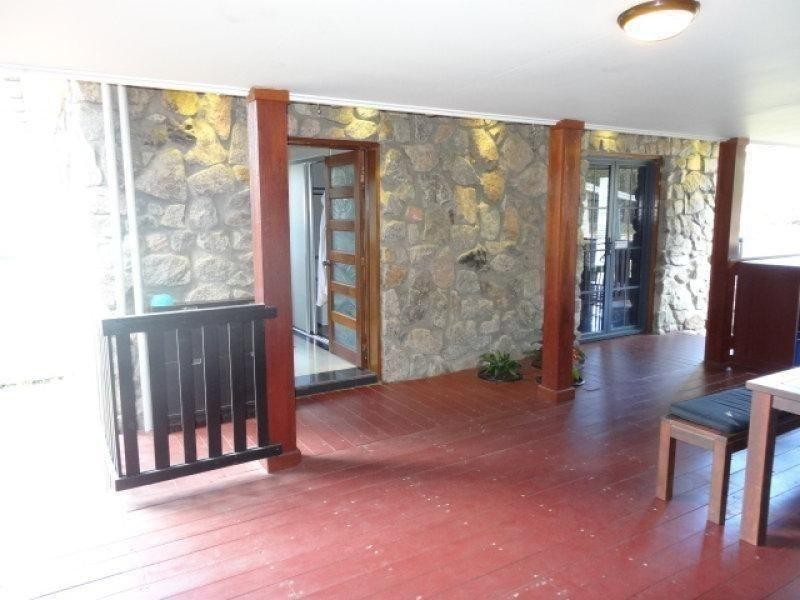 67 Harvey St, Russell Island QLD 4184