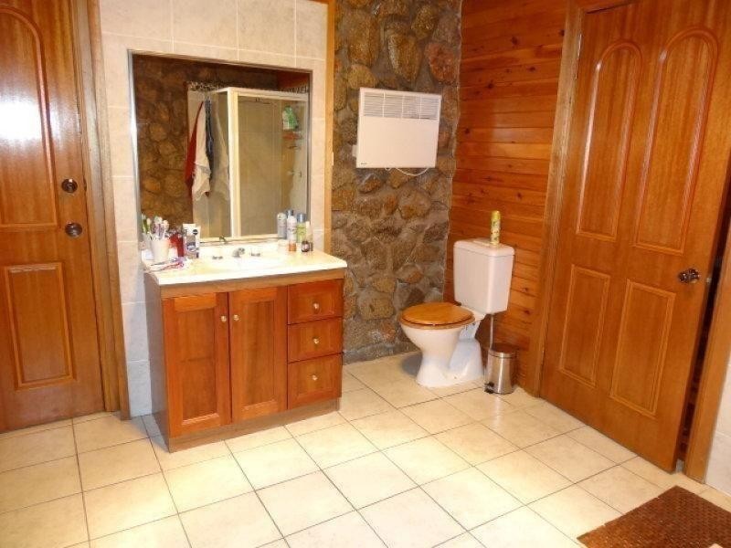 67 Harvey St, Russell Island QLD 4184