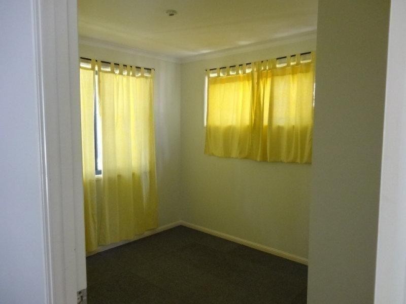 5 Canna Street, Russell Island QLD 4184