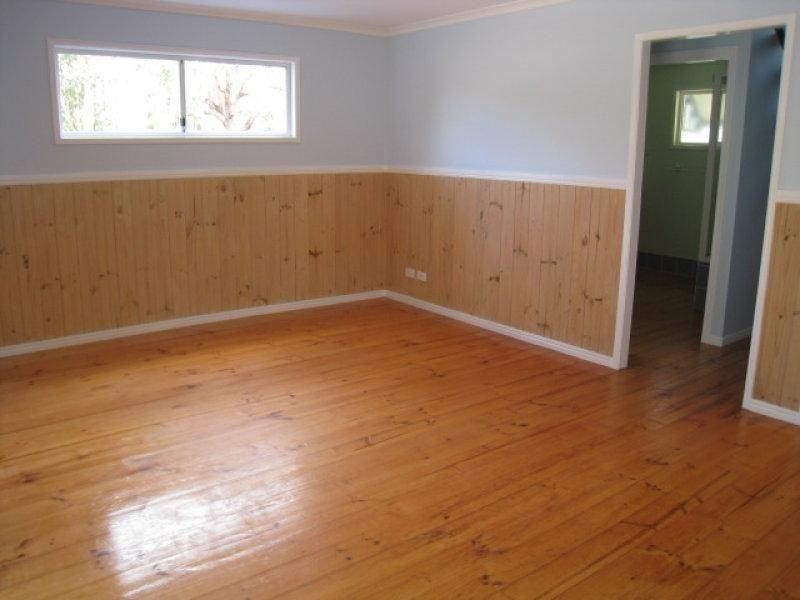 65 Minjerriba Rd, Russell Island QLD 4184