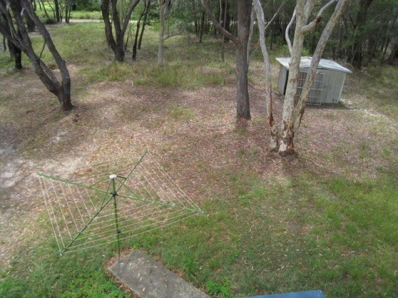 65 Minjerriba Rd, Russell Island QLD 4184