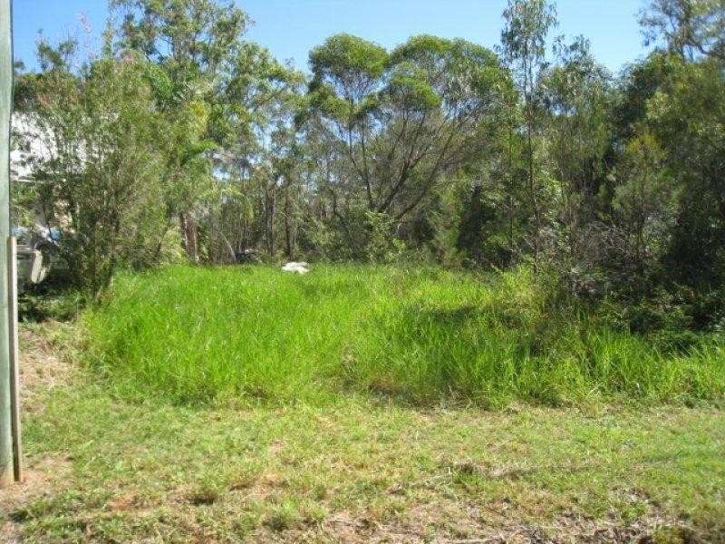 4 Cowderoy Drive, Russell Island QLD 4184