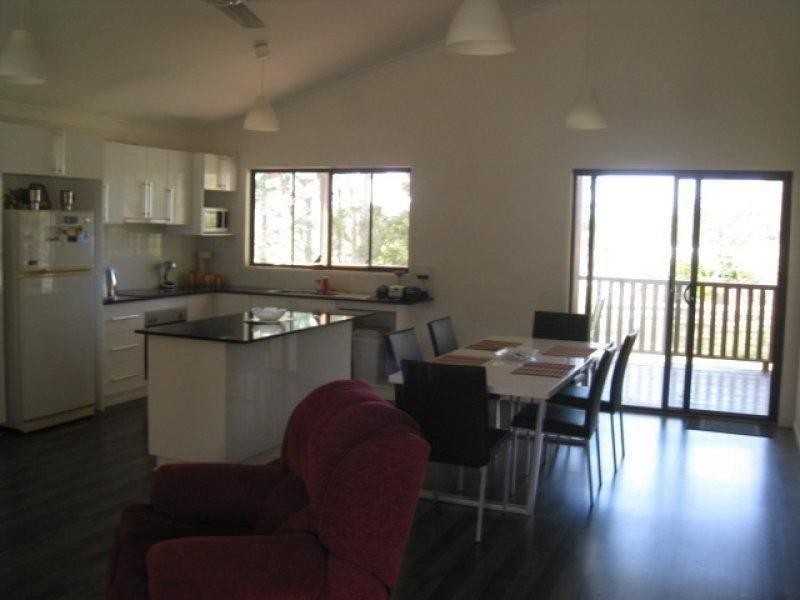 22 Guthrie Street, Russell Island QLD 4184