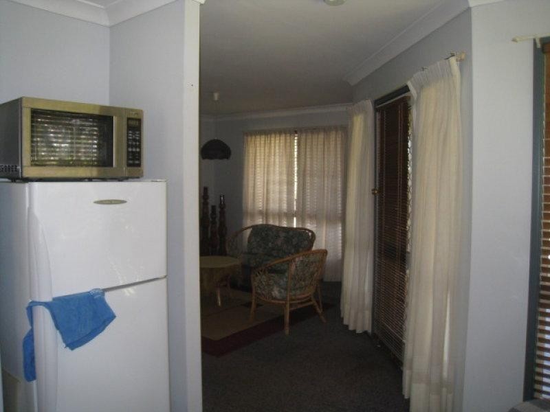 8 Dryandra St, Russell Island QLD 4184