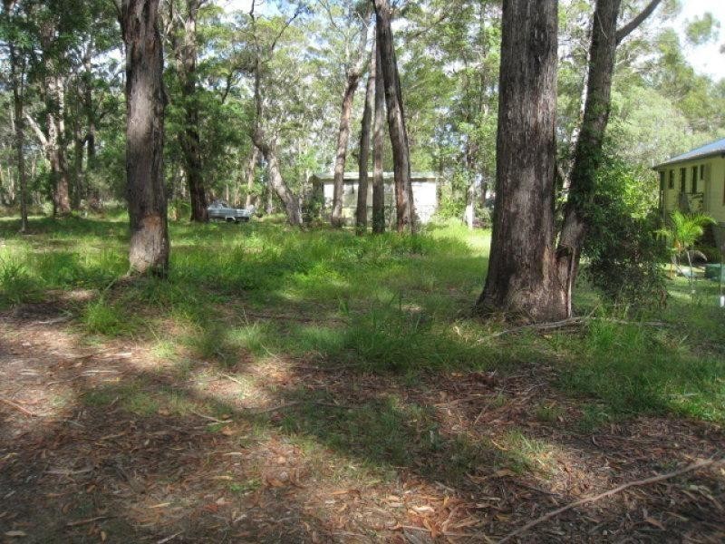 36-38 Ilumba Street, Russell Island QLD 4184