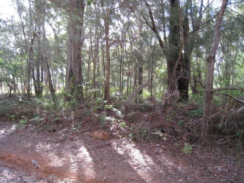 13 Little Cove Road, Russell Island QLD 4184