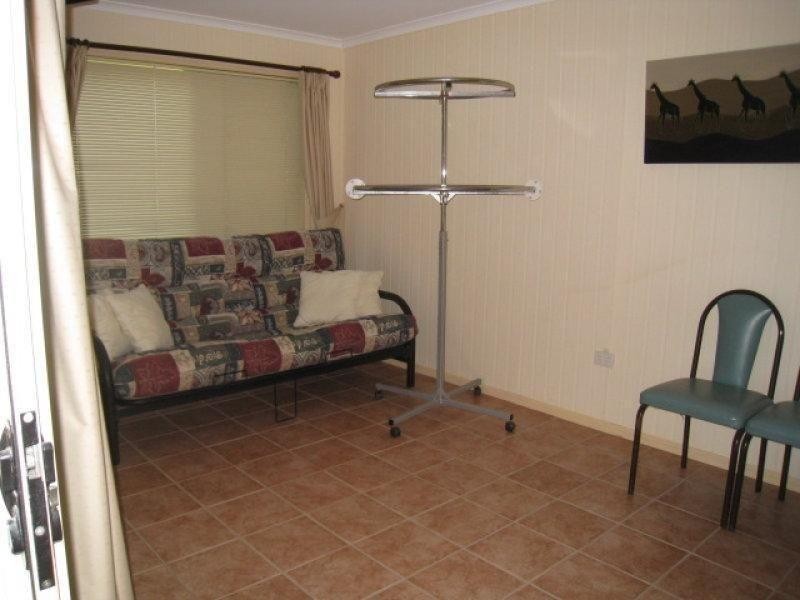 14 Oasis Dve, Russell Island QLD 4184