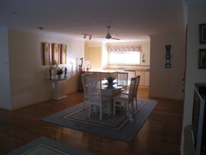 14 Oasis Dve, Russell Island QLD 4184