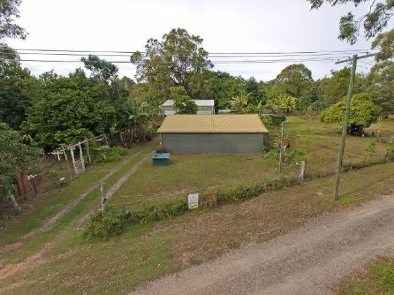 7-15 Charles Tce, Macleay Island QLD 4184