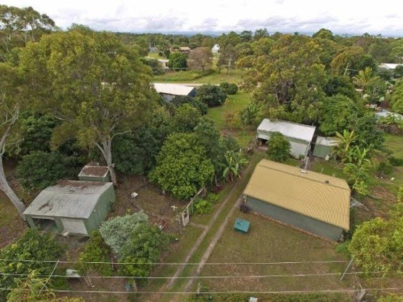7-15 Charles Tce, Macleay Island QLD 4184