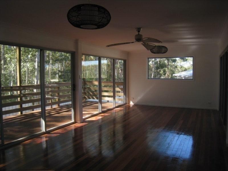 18 Doverton Drive, Russell Island QLD 4184