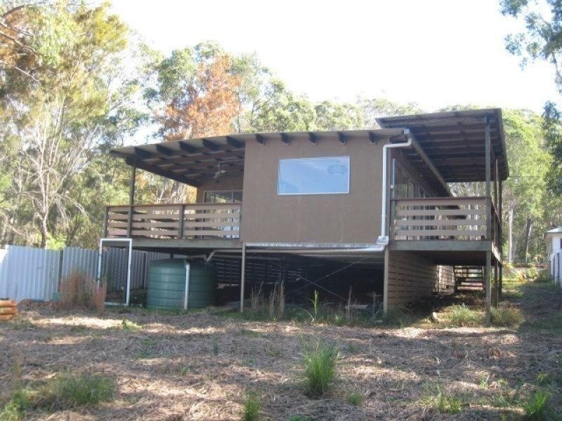 18 Doverton Drive, Russell Island QLD 4184